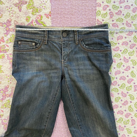 Elie Tahari Adena Tailored Flare Jeans - Picture 7 of 9